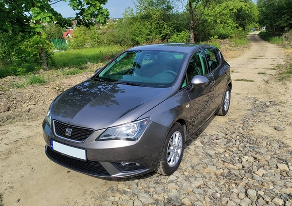 Seat Ibiza cena 41900 przebieg: 121000, rok produkcji 2017 z Kraków małe 92